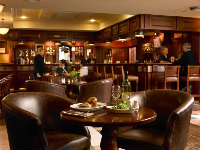 Downings Bay Hotel Extérieur photo